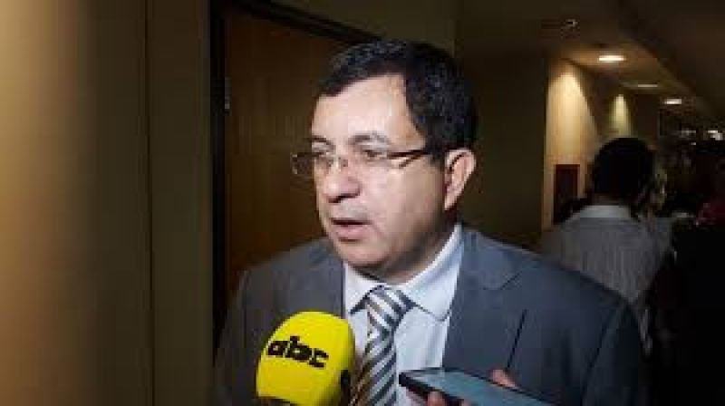 FracasÃ³ en economÃ­a y seguridad, dice senador FlorentÃ­n 