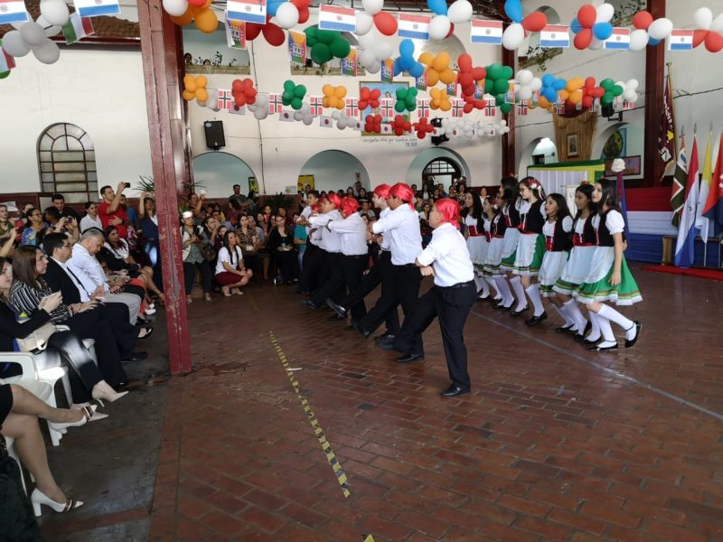   Escuela Parroquial realizÃ³ su Fiesta de las Naciones 2019