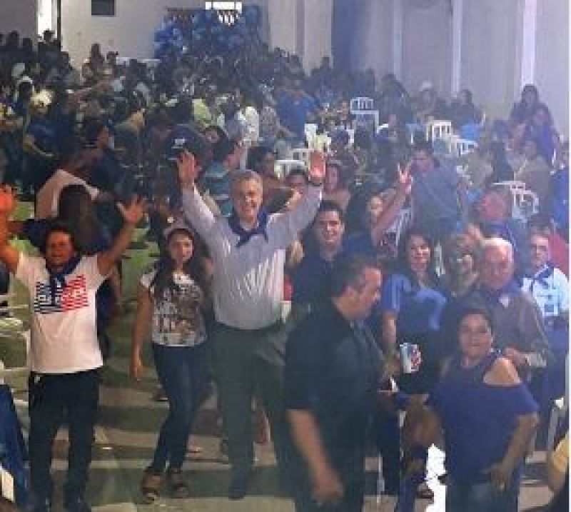 Multitudinaria presencia de liberales marcÃ³ los festejos del 18 de Octubre