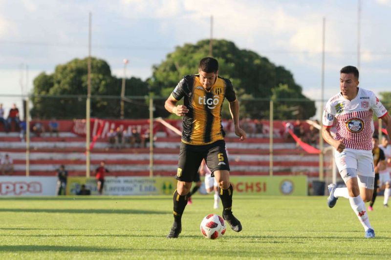 GuaranÃ­ y Sportivo San Lorenzo abren el telÃ³n del fÃºtbol paraguayo